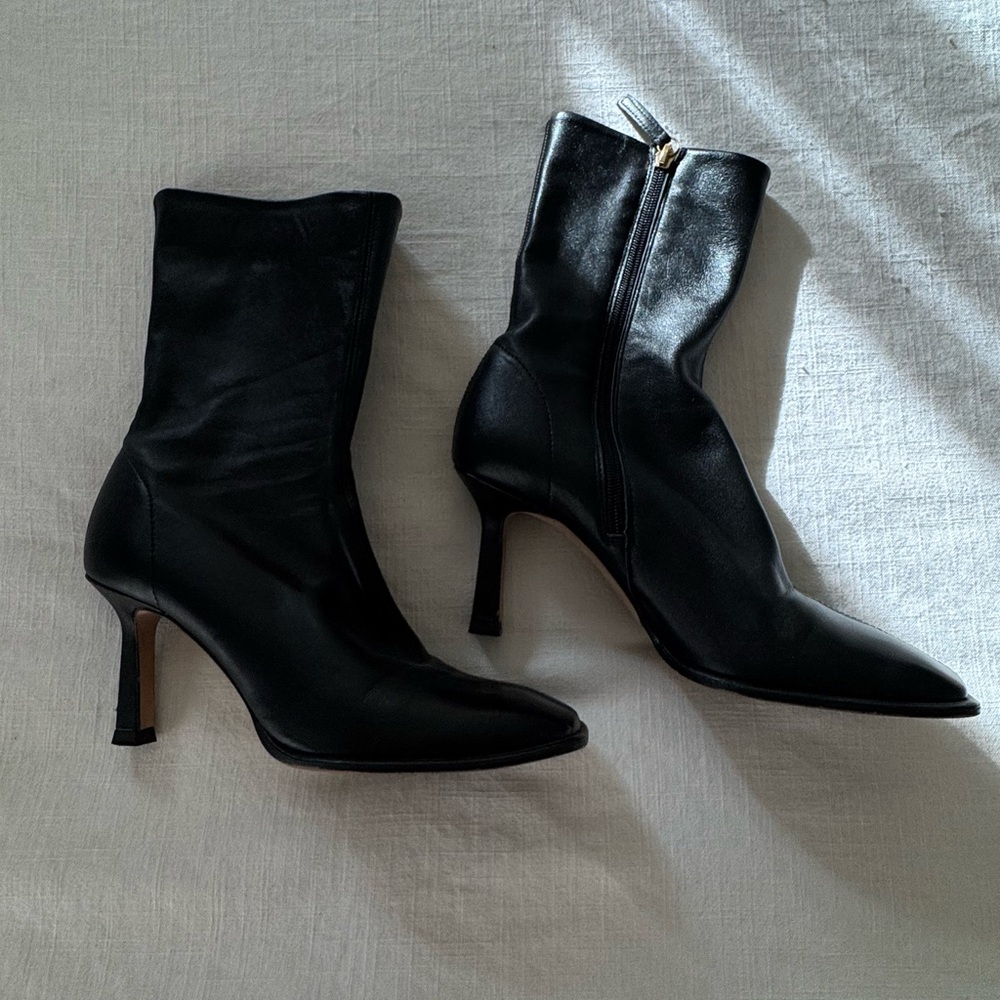 Chic Black Leather Heeled Boots